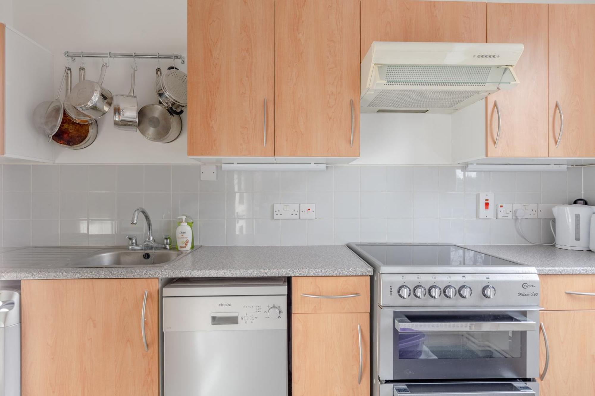 Cosy 1 Bedroom Flat Near Old Street 런던 외부 사진