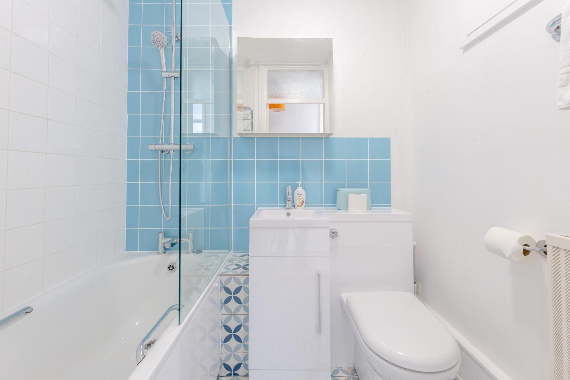Cosy 1 Bedroom Flat Near Old Street 런던 외부 사진
