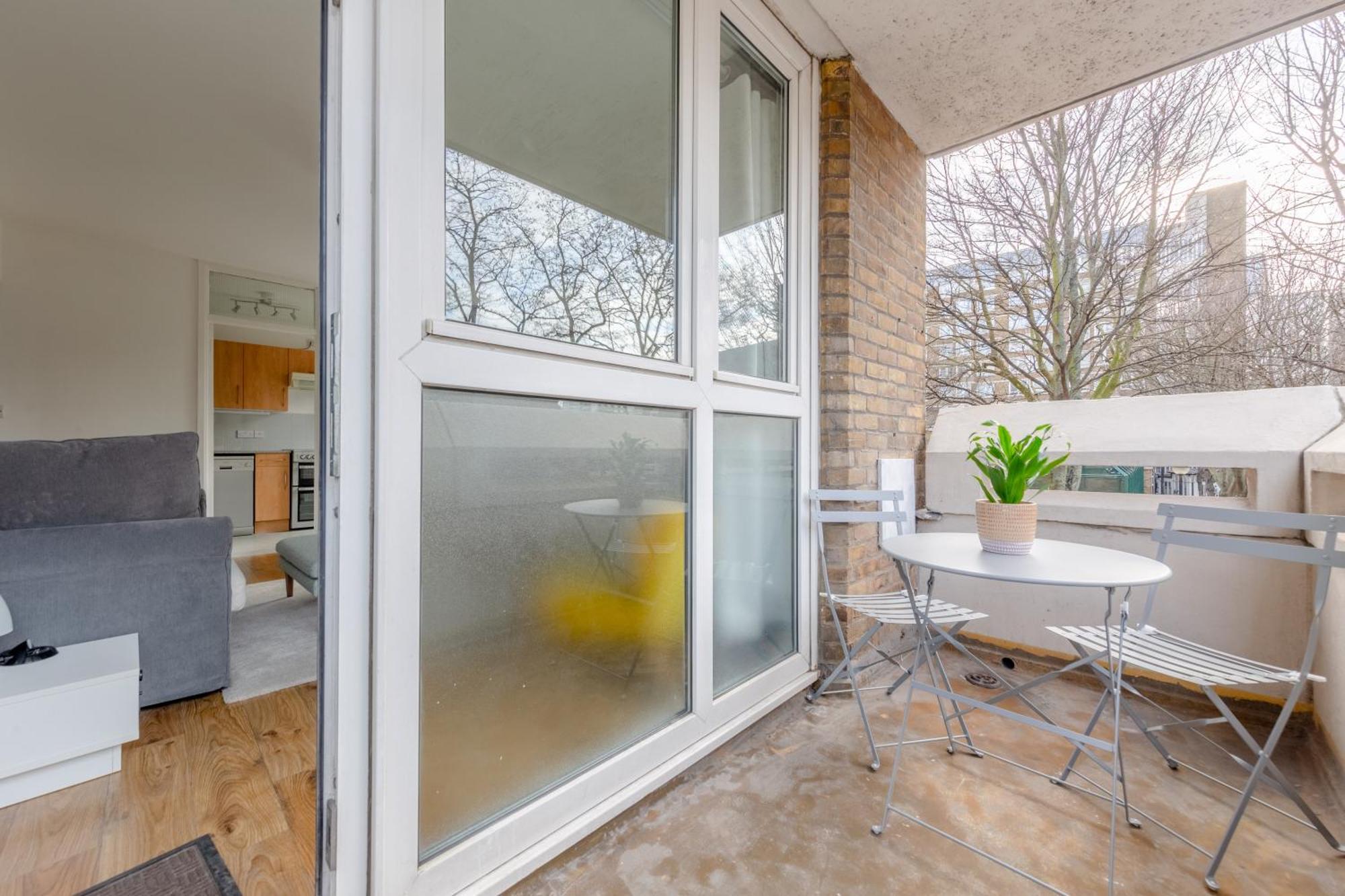 Cosy 1 Bedroom Flat Near Old Street 런던 외부 사진